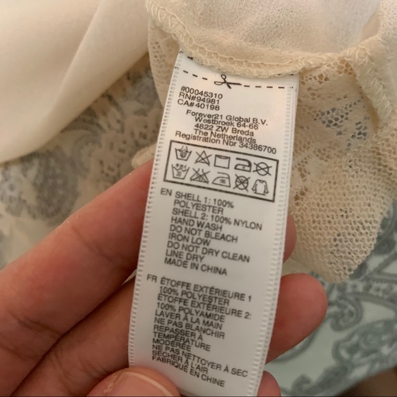 3 for $15 Forever 21 Pink Sheer Crop Top - Picture 9 of 9